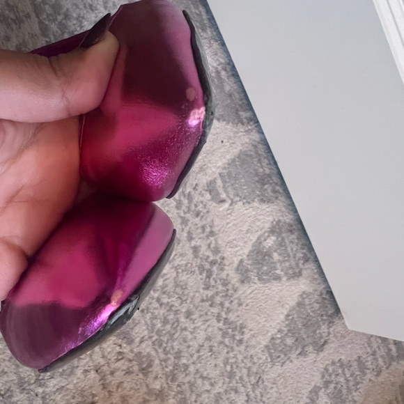 STELLA LUNA - Hot pink metallic 3 inch heel with dust bag - barely used - Picture 8 of 8